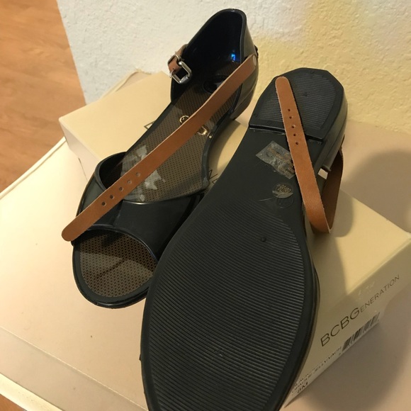 BCBG jelly sandals - Picture 3 of 4